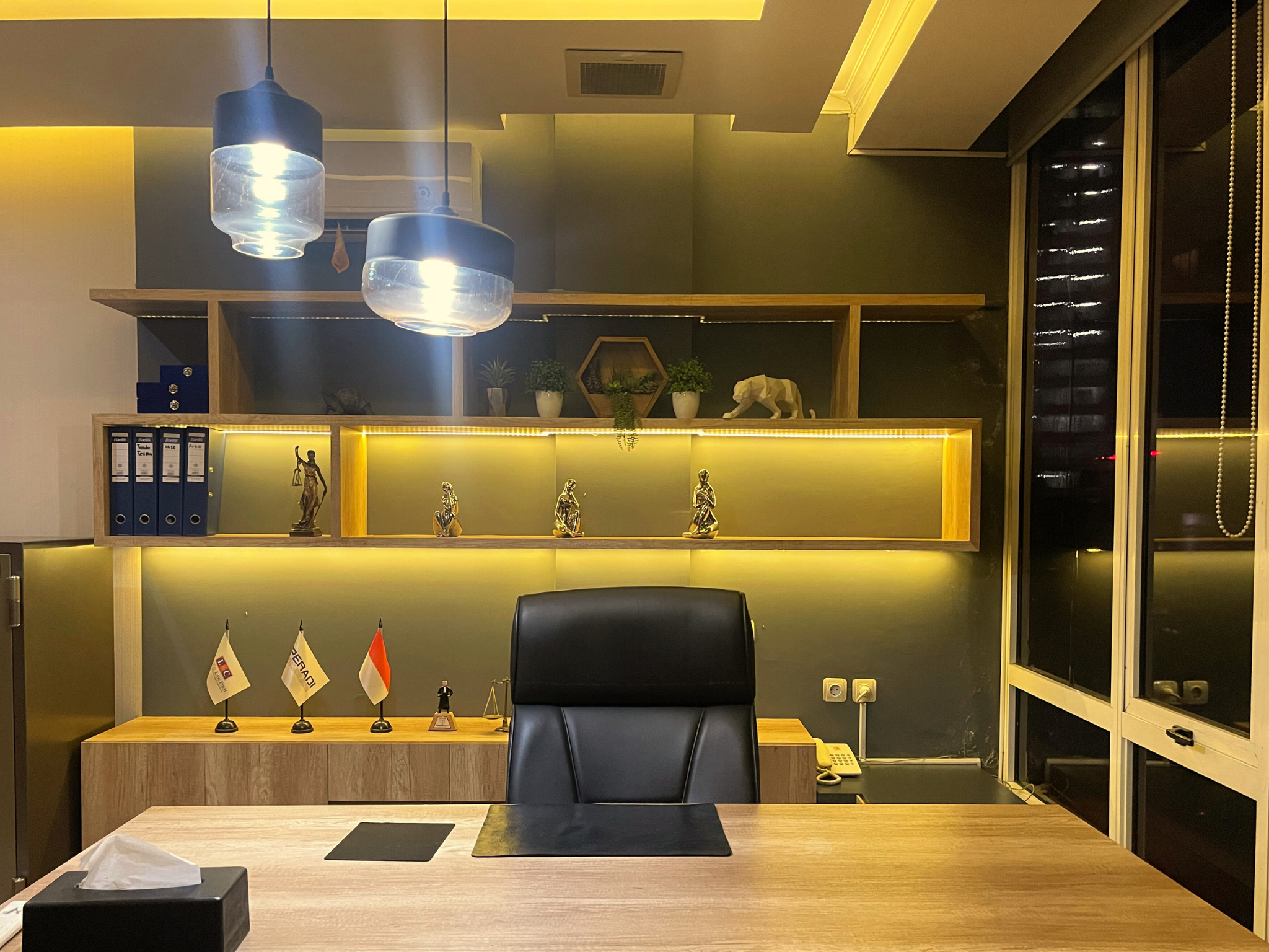 Office 8